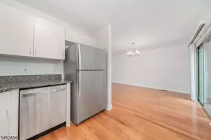 15 Starling Way, Berkeley Heights Township, NJ 07922 - Photo 10