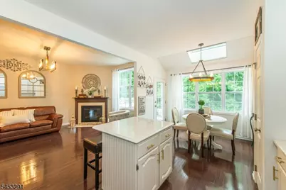 15 Julia Pl, Mount Olive, NJ 07828 - Photo 10