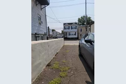 31 Belmont Ave, Belleville, NJ 07109 - Photo 4