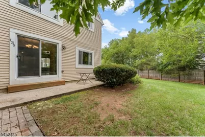 135 Hollow Oak Ct, Hillsborough Township, NJ 08844 - Photo 28