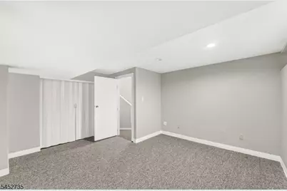 135 Hollow Oak Ct, Hillsborough Township, NJ 08844 - Photo 24