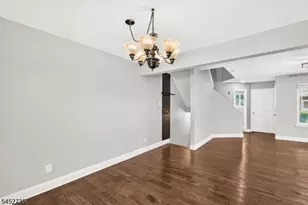 135 Hollow Oak Ct, Hillsborough Township, NJ 08844 - Photo 10