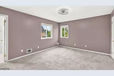 135 Hollow Oak Ct, Hillsborough Township, NJ 08844 - Photo 16