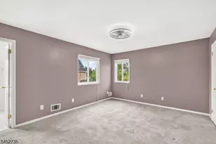 135 Hollow Oak Ct, Hillsborough Township, NJ 08844 - Photo 16