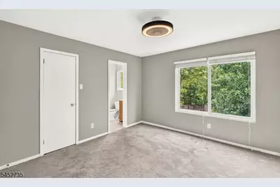 135 Hollow Oak Ct, Hillsborough Township, NJ 08844 - Photo 20