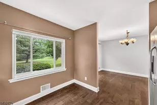 135 Hollow Oak Ct, Hillsborough Township, NJ 08844 - Photo 14