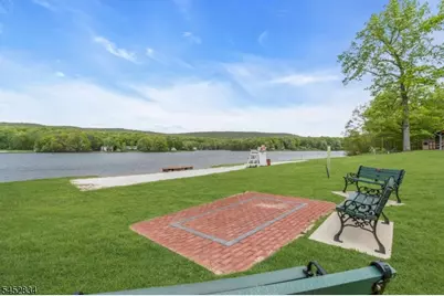 20 Plaza Dr, Hampton Township, NJ 07860 - Photo 8