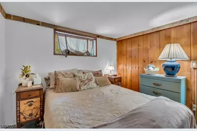 20 Plaza Dr, Hampton Township, NJ 07860 - Photo 18