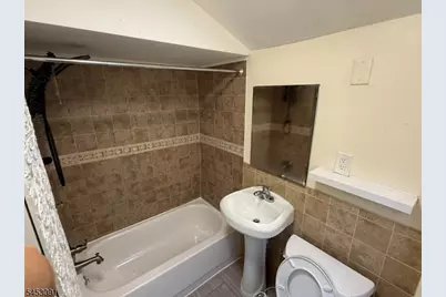 32 William St #2, Nutley, NJ 07110 - Photo 4