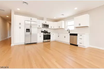 29 Frederick St 2nd Floor #2, Belleville, NJ 07109 - Photo 4