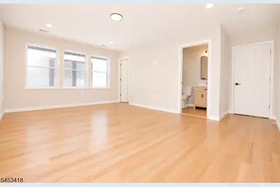 29 Frederick St 2nd Floor #2, Belleville, NJ 07109 - Photo 10