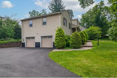 17 Turtle Rd, Morris Township, NJ 07960 - Photo 4