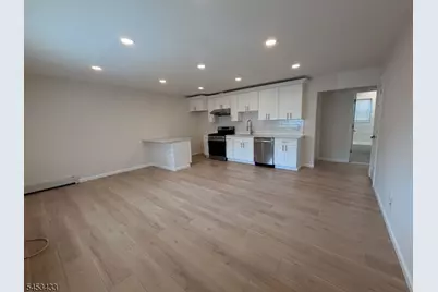 291 Garibaldi Ave, Lodi, NJ 07644 - Photo 2