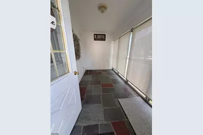 43 2nd St, Raritan, NJ 08869 - Photo 2