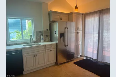 621 Emerson Ave, Elizabeth, NJ 07208 - Photo 8