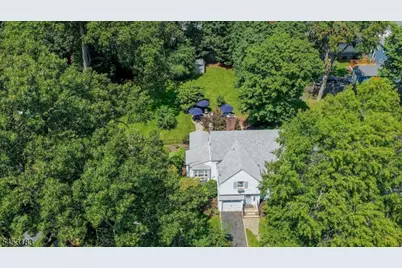 100 Mali Dr, North Plainfield, NJ 07062 - Photo 38