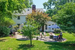 100 Mali Dr, North Plainfield, NJ 07062 - Photo 32