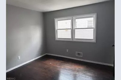 1110 Bower St, Linden, NJ 07036 - Photo 4