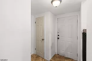 142 Riverbend Dr, North Brunswick Township, NJ 08902 - Photo 24