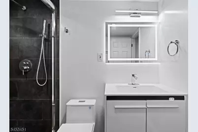 142 Riverbend Dr, North Brunswick Township, NJ 08902 - Photo 28