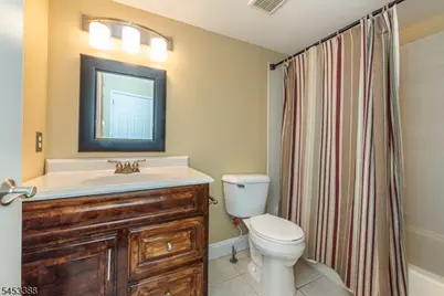 8 Ashley Court #8, Bedminster Township, NJ 07921 - Photo 16