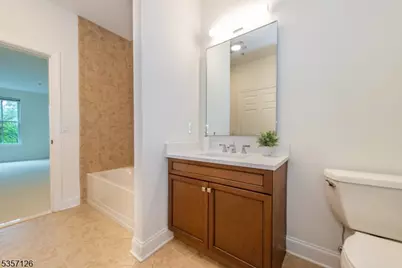 545 Morris Ave #213, Summit, NJ 07901 - Photo 18