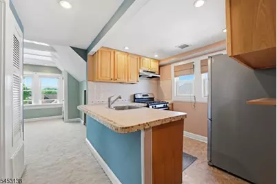41 Beekman St #3, Bloomfield, NJ 07003 - Photo 6