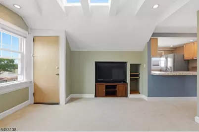 41 Beekman St #3, Bloomfield, NJ 07003 - Photo 2