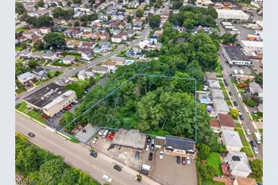 251 Molnar Dr, Elmwood Park, NJ 07407 - Photo 6
