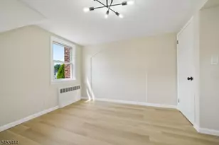 124 Woodruff Pl, Hillside, NJ 07205 - Photo 20