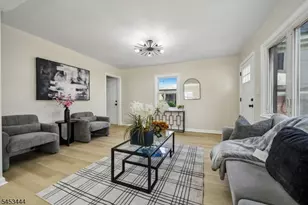 124 Woodruff Pl, Hillside, NJ 07205 - Photo 8