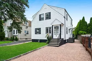 124 Woodruff Pl, Hillside, NJ 07205 - Photo 1