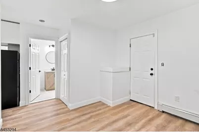 1024 Laura St, Elizabeth, NJ 07201 - Photo 8