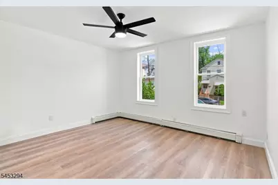 1024 Laura St, Elizabeth, NJ 07201 - Photo 12