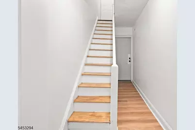 1024 Laura St, Elizabeth, NJ 07201 - Photo 4