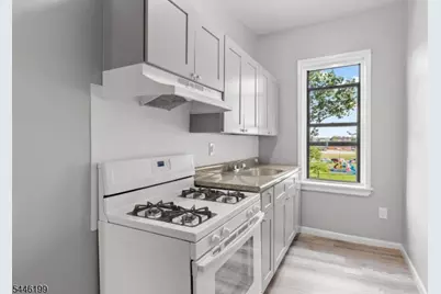 9 Monroe St #6, Passaic, NJ 07055 - Photo 6
