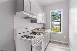 9 Monroe St, Passaic, NJ 07055 - Photo 6