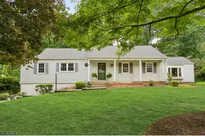 16 Fieldstone Dr, Morris Township, NJ 07960 - Photo 2