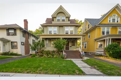 43 Brighton Ave, East Orange, NJ 07017 - Photo 2