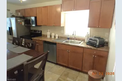 590 River Dr, Passaic, NJ 07055 - Photo 4