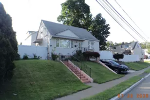 590 River Dr, Passaic, NJ 07055 - Photo 2