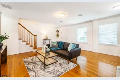 54 S Maple Ave #D, East Orange, NJ 07018 - Photo 6