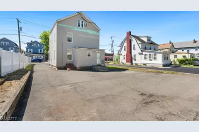 223 Montgomery St, Bloomfield, NJ 07003 - Photo 22
