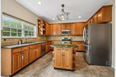 44 King George Rd, Green Brook Township, NJ 08812 - Photo 12