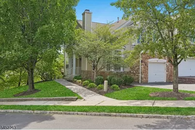 44 King George Rd, Green Brook Township, NJ 08812 - Photo 2
