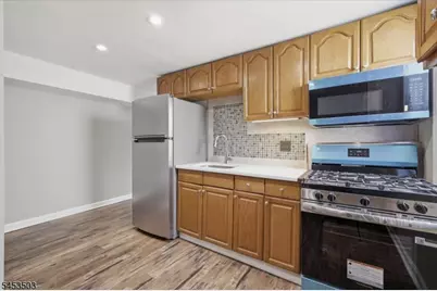 211 S 8th Ave, Manville, NJ 08835 - Photo 10