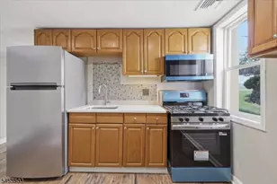 211 S 8th Ave, Manville, NJ 08835 - Photo 8