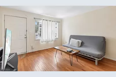 22 Hecker St #22, Newark, NJ 07103 - Photo 4