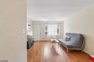22 Hecker St, Newark, NJ 07103 - Photo 8