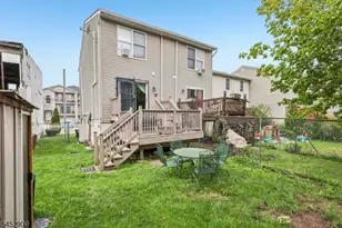 22 Hecker St, Newark, NJ 07103 - Photo 28